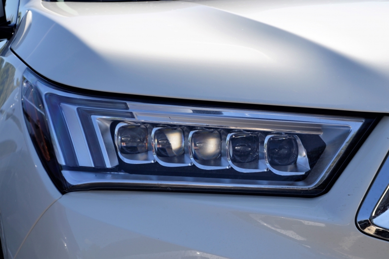 concession-auto-CLANS-min_acura-headlamp-2834131